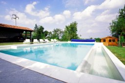 piscina modello beachtime con copertura